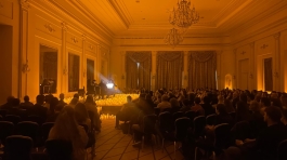 Votre agence événementielle à Annecy s'occupe des événements professionnels, les Concerts Candlelight, de l'entreprise Fever.