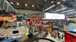 Votre agence événementielle à Annecy s'est chargée de l’organisation sur mesure de la conception d’un stand événementiel pour l’entreprise L'Oréal pour l’événement professionnel Vivatech.