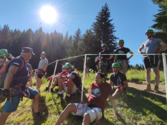 Votre agence événementielle à Annecy s'occupe des événements d'entreprise sur mesure du séminaire de l’entreprise Poncet.