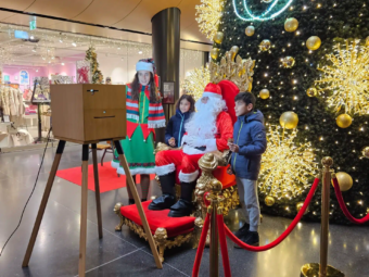 Votre agence événementielle en Haute-Savoie s'occupe des événements professionnels sur mesure du centre commercial Confédération Centre lors de différents événements calendaires.