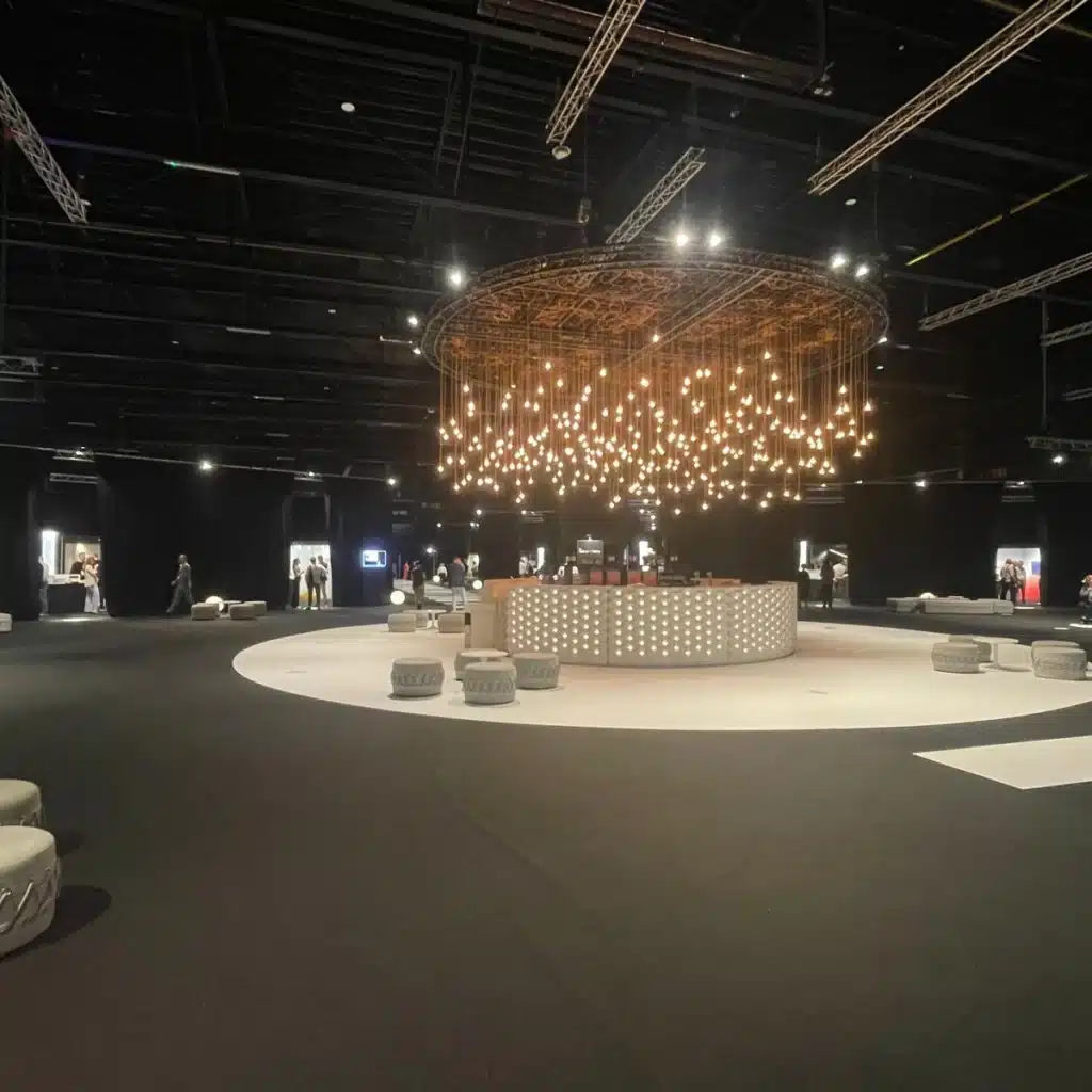 Votre agence événementielle à Annecy s'occupe des événements professionnels sur mesure du groupe Office Concept, et plus précisément de l’entreprise Arteck, lors du salon Architect@Work.