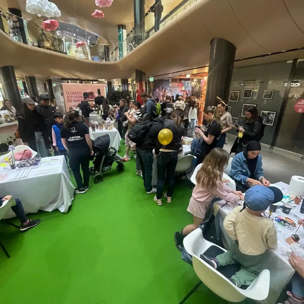Votre agence événementielle à Annecy s'occupe des événements professionnels sur mesure du centre commercial Confédération Centre lors de différents événements calendaires.